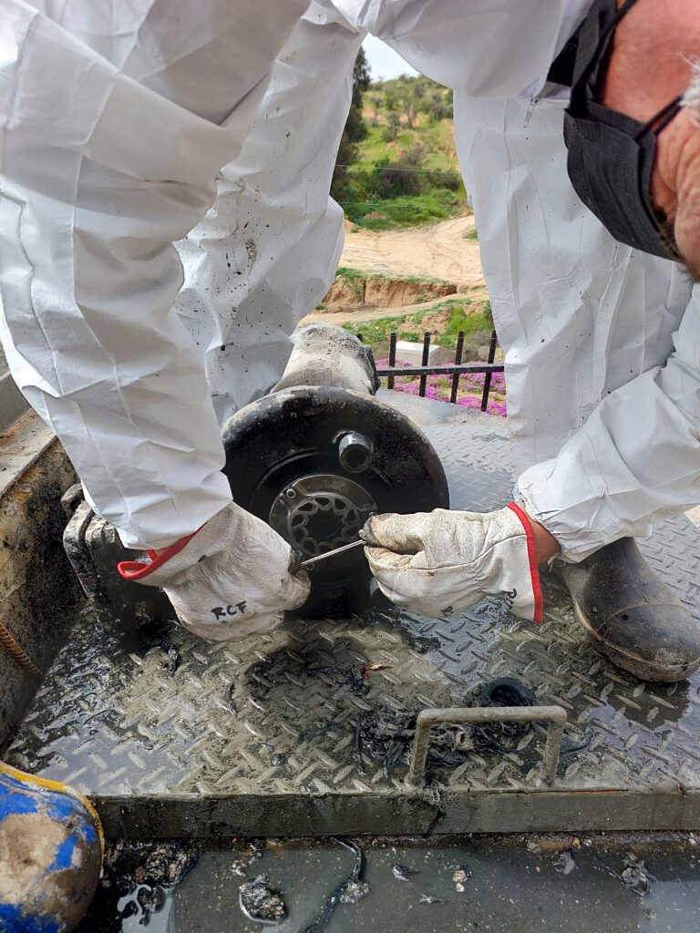 SERVICIOS Reparación de tuberías en sistemas hidráulicos