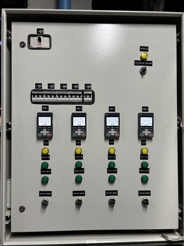 SERVICIOS Tablero de automatización industrial para sistemas de bombeo en Viña del Mar